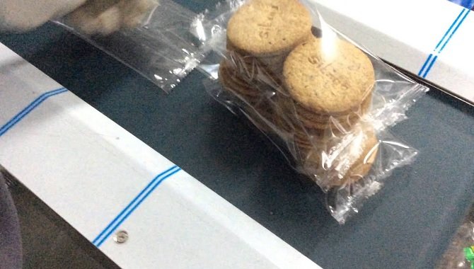 cookie packing machine